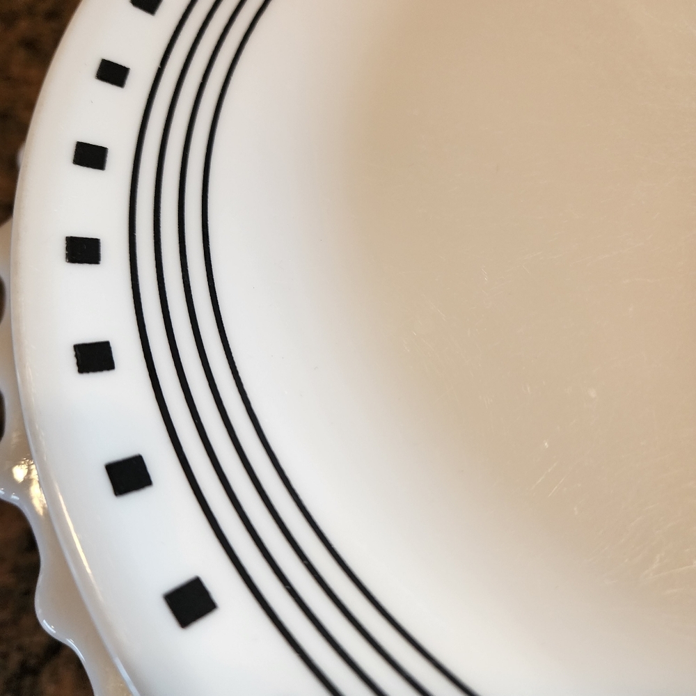 Corelle City Block 10" Dinner Plate - Picture 3 of 5